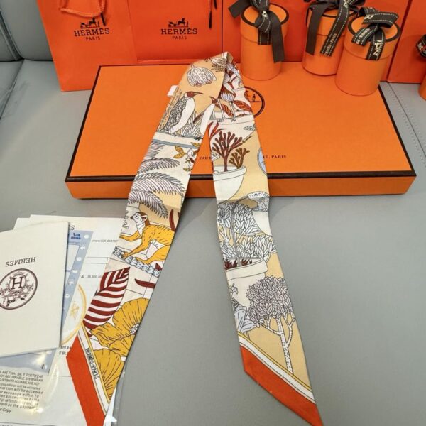 replica,repliche,fake,1:1,earrings,bracelet,ring,jewelry Sciarpa Twilly Hermes “Paradise of Curiosities” (100% seta di gelso)