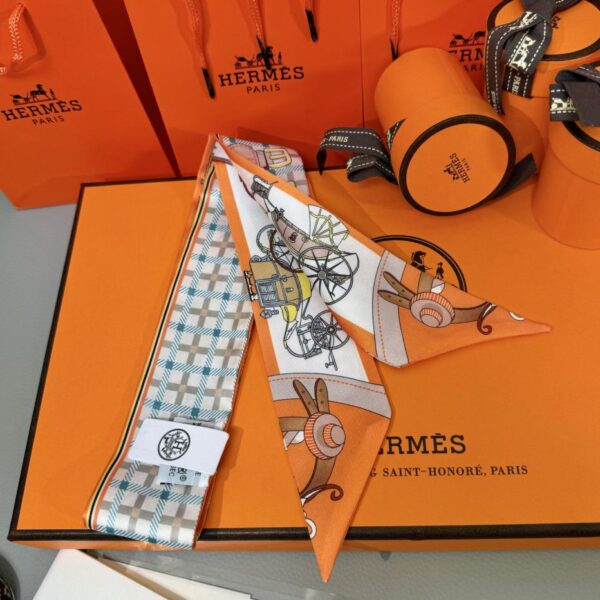 replica,repliche,fake,1:1,earrings,bracelet,ring,jewelry Sciarpa Hermes “New Car” Twilly (100% seta di gelso)