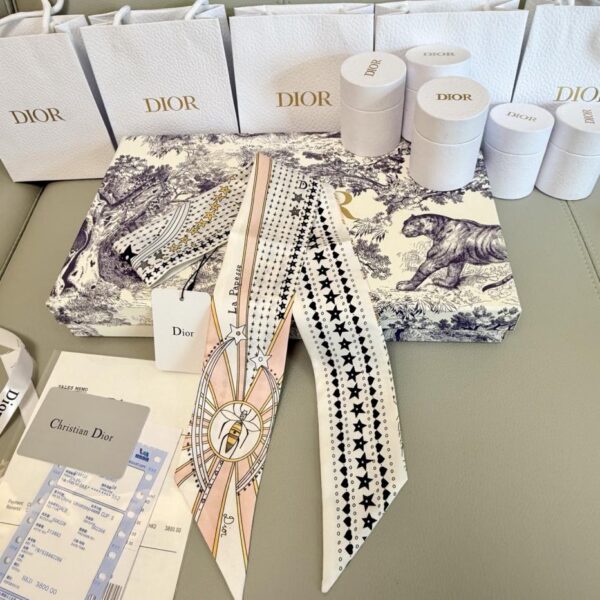 replica,repliche,fake,1:1,earrings,bracelet,ring,jewelry Nastro per carte dei tarocchi Dior