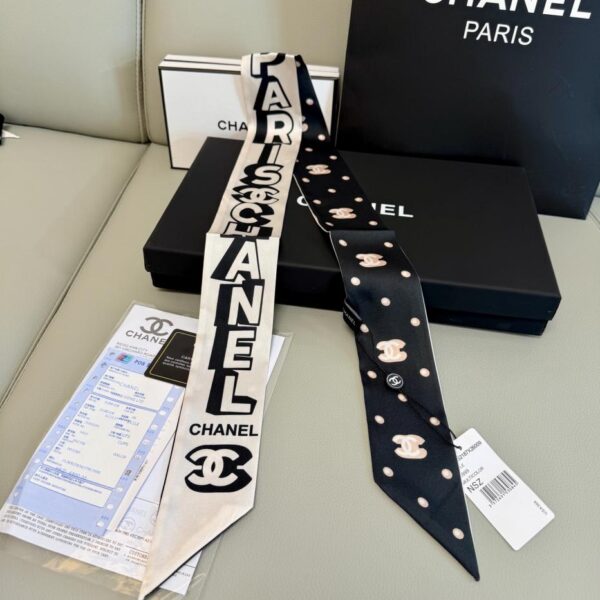 replica,repliche,fake,1:1,earrings,bracelet,ring,jewelry CHANEL contrasta i nuovi streamer