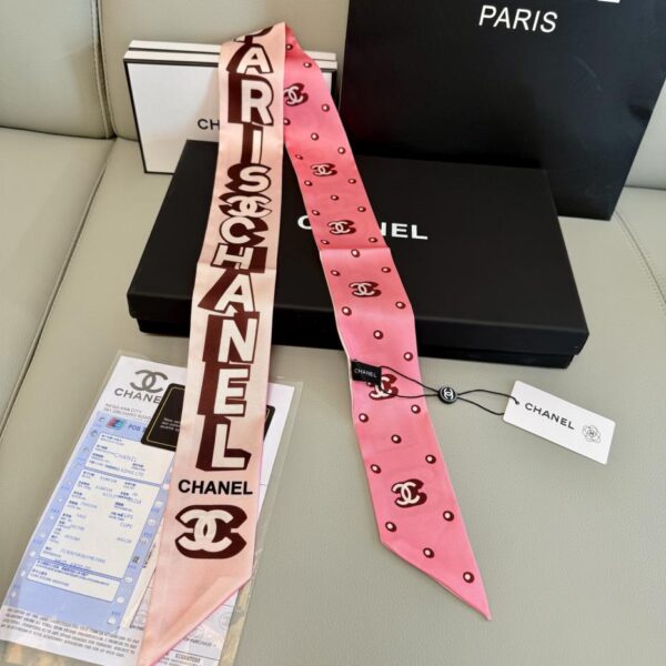 replica,repliche,fake,1:1,earrings,bracelet,ring,jewelry CHANEL contrasta i nuovi streamer