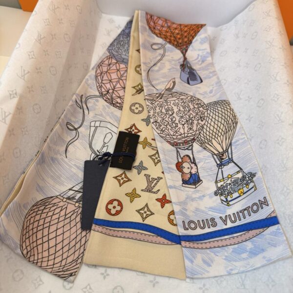 replica,repliche,fake,1:1,earrings,bracelet,ring,jewelry Fascia per capelli in seta di gelso UpandAway con streamer LV