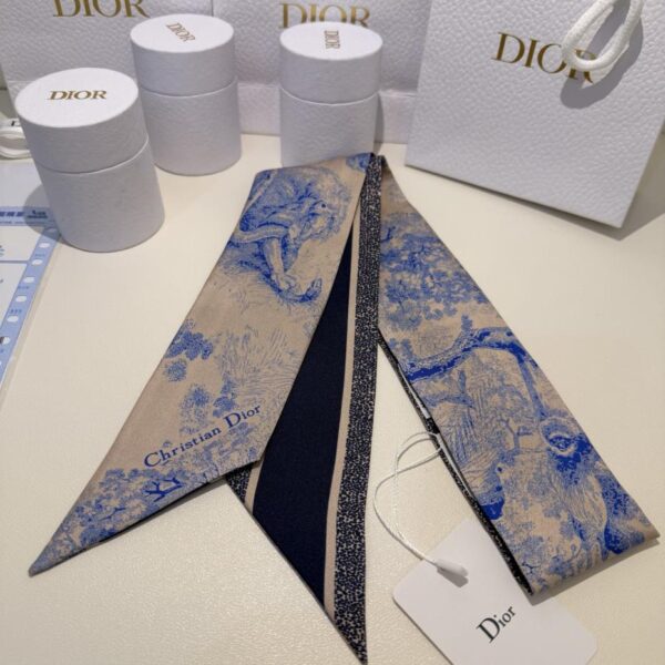 replica,repliche,fake,1:1,earrings,bracelet,ring,jewelry Fascia per capelli con streamer dello zoo della giungla CHSTIAN DIOR