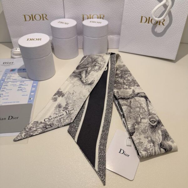 replica,repliche,fake,1:1,earrings,bracelet,ring,jewelry Fascia per capelli con streamer dello zoo della giungla CHSTIAN DIOR