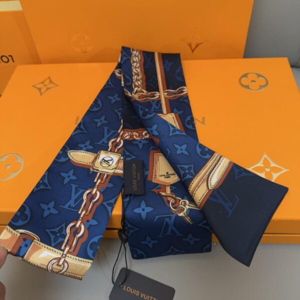 replica,repliche,fake,1:1,earrings,bracelet,ring,jewelry Nastro bifacciale a doppio strato in seta LV 100%.