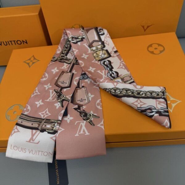 replica,repliche,fake,1:1,earrings,bracelet,ring,jewelry Nastro bifacciale a doppio strato in seta LV 100%.