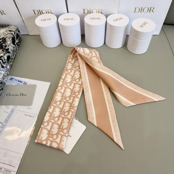 replica,repliche,fake,1:1,earrings,bracelet,ring,jewelry Sciarpa a fascia Dior Montaigne Mitzah💞