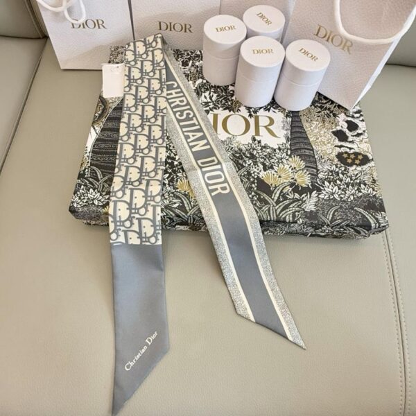 replica,repliche,fake,1:1,earrings,bracelet,ring,jewelry Sciarpa a fascia Dior Montaigne Mitzah💞