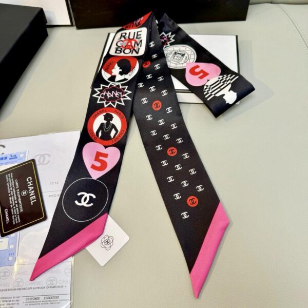 replica,repliche,fake,1:1,earrings,bracelet,ring,jewelry La nuova sciarpa Chanel Twilly è qui