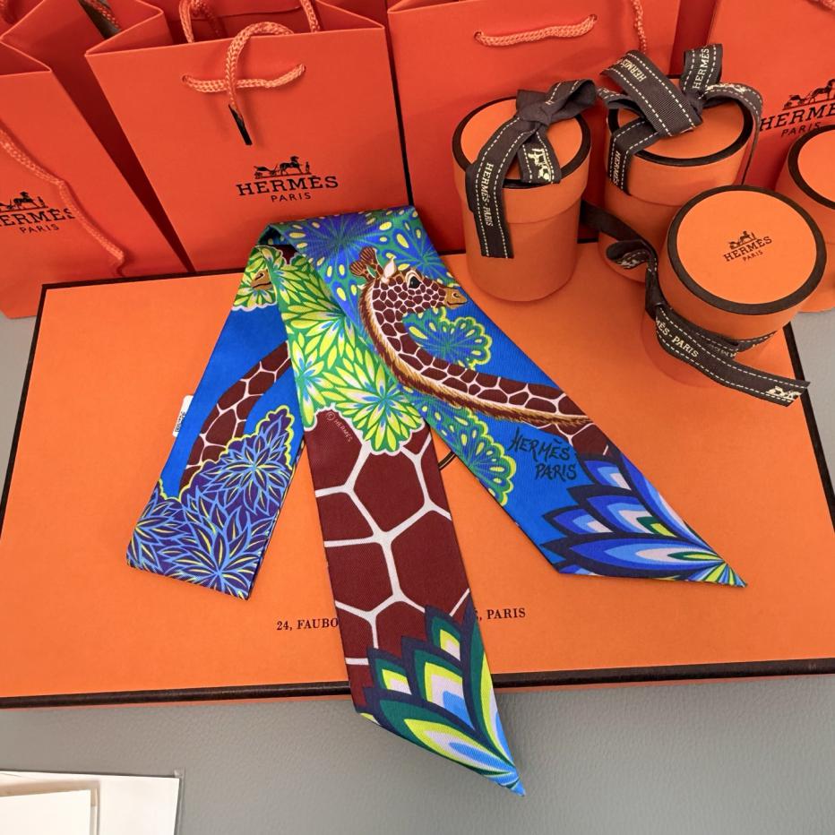 replica,repliche,fake,1:1,earrings,bracelet,ring,jewelry Sciarpa Twilly Hermes “Tre Grazie” (100% seta di gelso) replica,repliche,fake,1:1,earrings,bracelet,ring,jewelry Sciarpa Twilly Hermes “Tre Grazie” (100% seta di gelso)