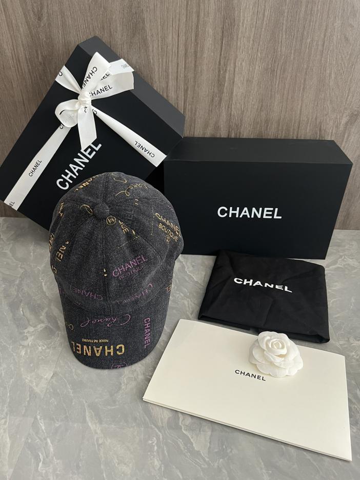 replica,repliche,fake,1:1,earrings,bracelet,ring,jewelry Cappello a secchiello in cotone personalizzato originale Chanel con lettera stampata logo stile design graffiti (AB6F) replica,repliche,fake,1:1,earrings,bracelet,ring,jewelry Cappello a secchiello in cotone personalizzato originale Chanel con lettera stampata logo stile design graffiti (AB6F)