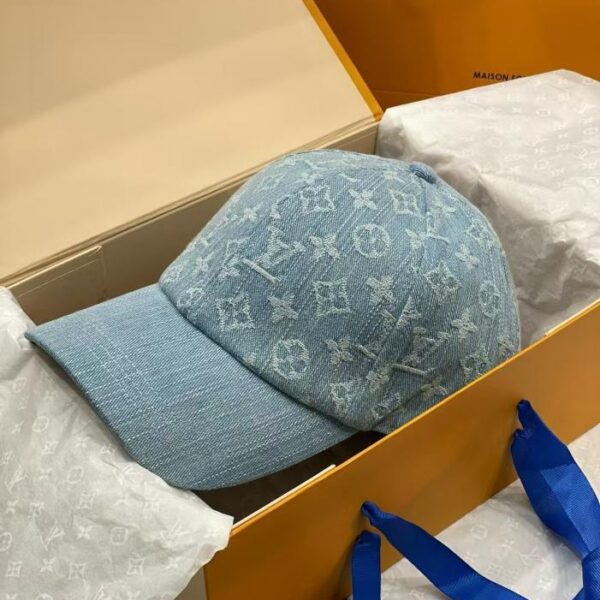 replica,repliche,fake,1:1,earrings,bracelet,ring,jewelry Louis Vuitton nuovo berretto da baseball primavera ed estate (97FF)