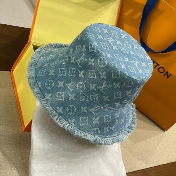 replica,repliche,fake,1:1,earrings,bracelet,ring,jewelry Il nuovo cappello da pescatore di Louis Vuitton
