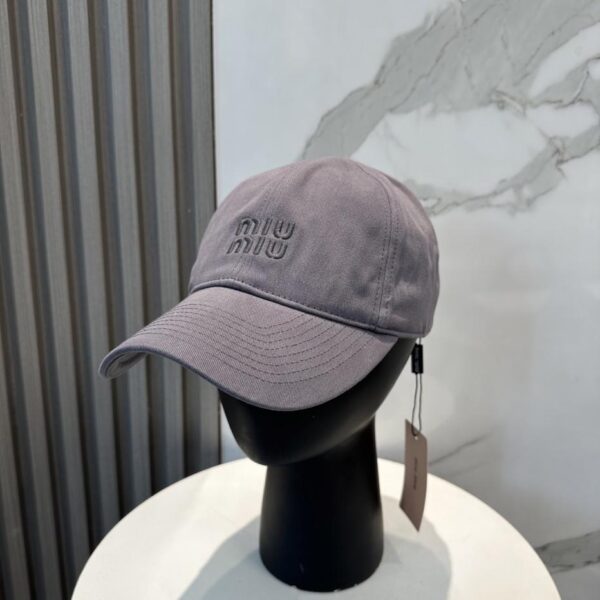 replica,repliche,fake,1:1,earrings,bracelet,ring,jewelry Cappellino da baseball originale Miu Miu in panno lavato di puro cotone nuovo (D8A0)