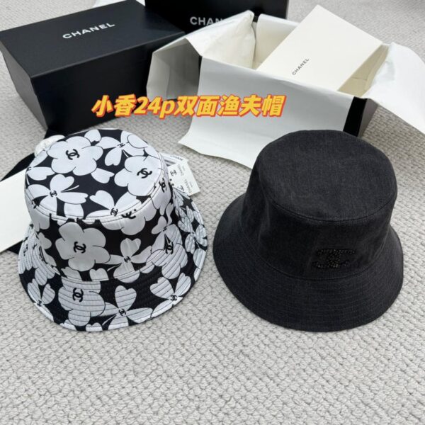 Cappello a secchiello in denim con paillettes camelia double face Chanel 👒Serie di paillettes cucite a mano (7DE7)