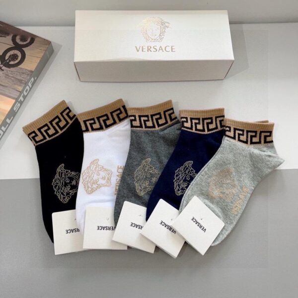 replica,repliche,fake,1:1,earrings,bracelet,ring,jewelry Fornito con confezione [cinque paia in una scatola] VERSACE Calzini da barca di marca famosa europea e americana per uomo e donna (0384)