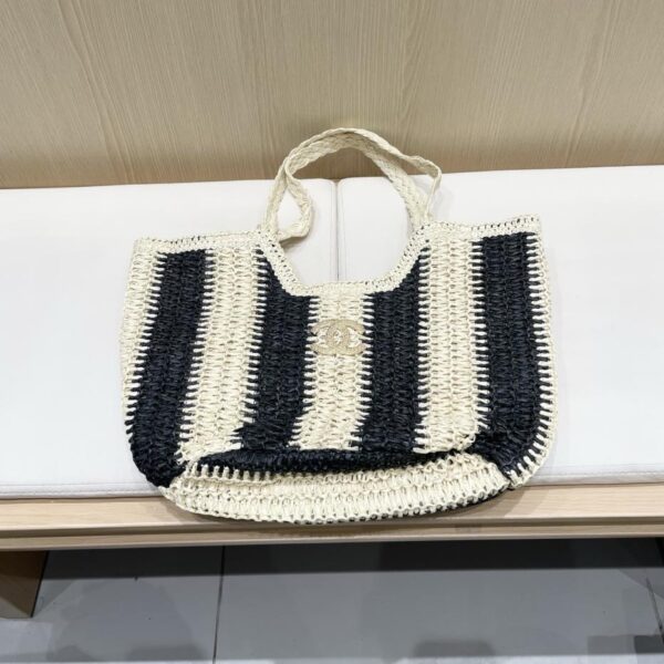 Borse Chanel intrecciate a mano transfrontaliere