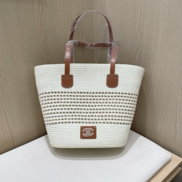 replica,repliche,fake,1:1,earrings,bracelet,ring,jewelry Borsa grande in tessuto intrecciato in stile resort popolare autunno e inverno di Chanel