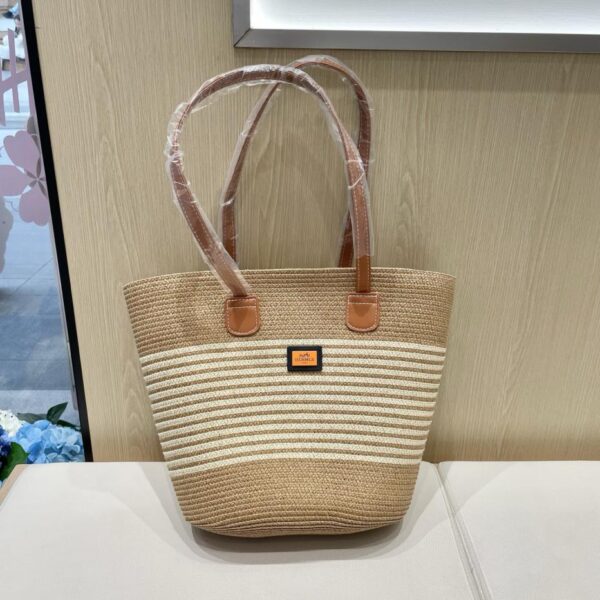replica,repliche,fake,1:1,earrings,bracelet,ring,jewelry Nuova borsa da donna in paglia fatta a mano di Hermes