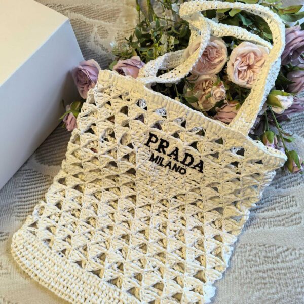 replica,repliche,fake,1:1,earrings,bracelet,ring,jewelry Borsa tote Prada in tessuto