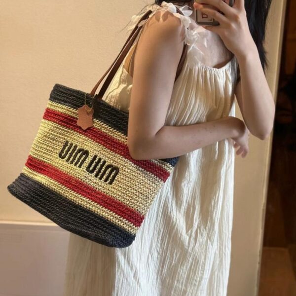 replica,repliche,fake,1:1,earrings,bracelet,ring,jewelry Borsa Miu Miu in paglia con cuciture a righe, tracolla, borsa shopping a mano, borsa tote, borsa da spiaggia per donna