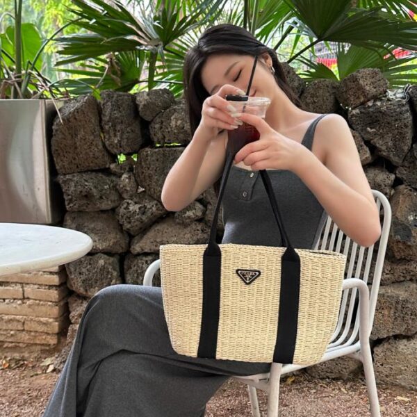 replica,repliche,fake,1:1,earrings,bracelet,ring,jewelry Borsa in paglia PRADA