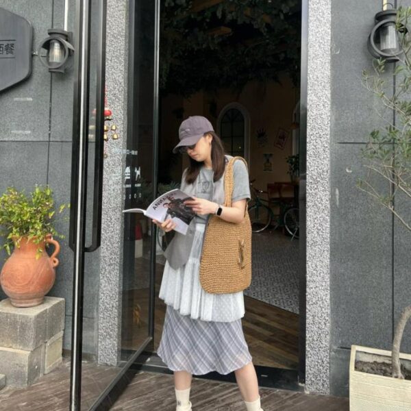 Borsa in paglia della serie casual Yves Saint Laurent