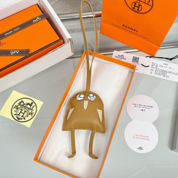 replica,repliche,fake,1:1,earrings,bracelet,ring,jewelry Ciondolo per borsa HERMES Hibouton Charm