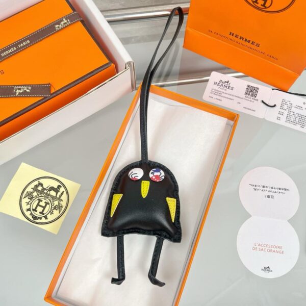 replica,repliche,fake,1:1,earrings,bracelet,ring,jewelry Ciondolo per borsa HERMES Hibouton Charm