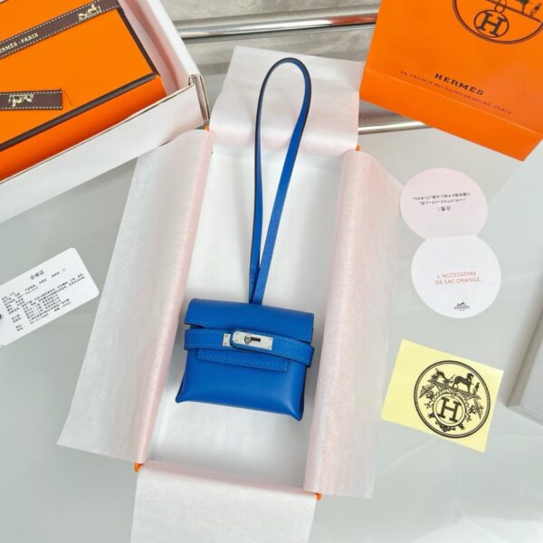 replica,repliche,fake,1:1,earrings,bracelet,ring,jewelry Ciondolo per borsa per cuffie HERMES Kelly, prodotto originale squisito, puramente fatto a mano con cuciture