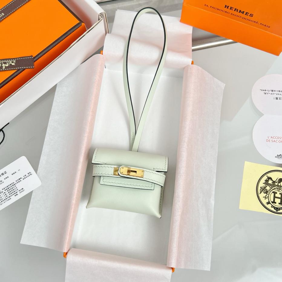 replica,repliche,fake,1:1,earrings,bracelet,ring,jewelry Ciondolo per borsa per cuffie HERMES Kelly, prodotto originale squisito, puramente fatto a mano con cuciture replica,repliche,fake,1:1,earrings,bracelet,ring,jewelry Ciondolo per borsa per cuffie HERMES Kelly, prodotto originale squisito, puramente fatto a mano con cuciture