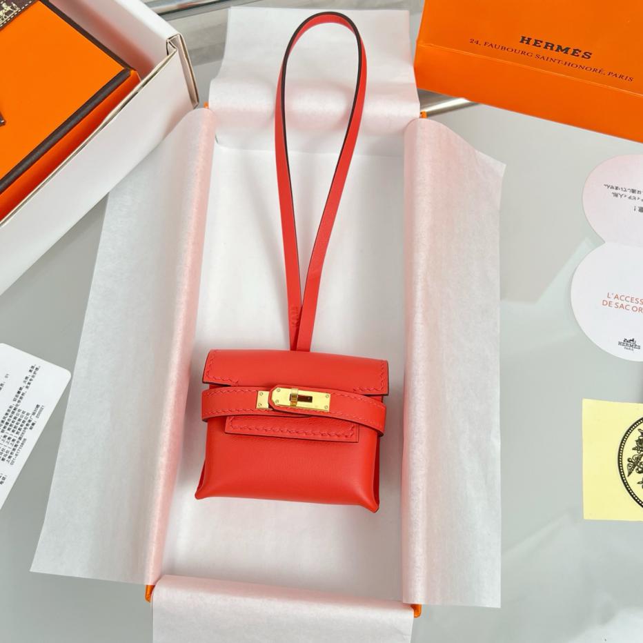 replica,repliche,fake,1:1,earrings,bracelet,ring,jewelry Ciondolo per borsa per cuffie HERMES Kelly, prodotto originale squisito, puramente fatto a mano con cuciture replica,repliche,fake,1:1,earrings,bracelet,ring,jewelry Ciondolo per borsa per cuffie HERMES Kelly, prodotto originale squisito, puramente fatto a mano con cuciture