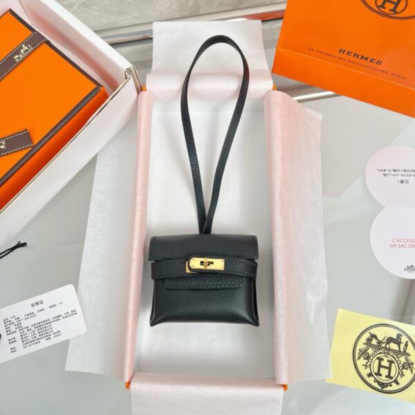 replica,repliche,fake,1:1,earrings,bracelet,ring,jewelry Ciondolo per borsa per cuffie HERMES Kelly, prodotto originale squisito, puramente fatto a mano con cuciture