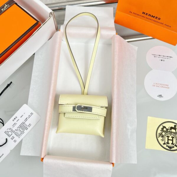 replica,repliche,fake,1:1,earrings,bracelet,ring,jewelry Ciondolo per borsa per cuffie HERMES Kelly, prodotto originale squisito, puramente fatto a mano con cuciture