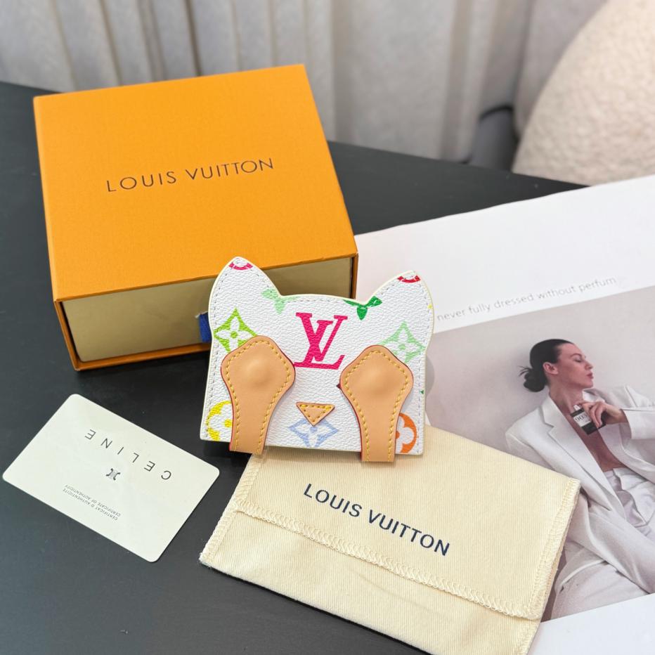 replica,repliche,fake,1:1,earrings,bracelet,ring,jewelry Portacarte Louis Vuitton zampa di gatto 2 colori replica,repliche,fake,1:1,earrings,bracelet,ring,jewelry Portacarte Louis Vuitton zampa di gatto 2 colori