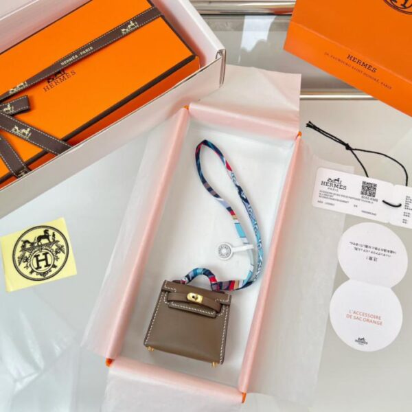 replica,repliche,fake,1:1,earrings,bracelet,ring,jewelry Borsa HERMES mini Kelly (grigio elefante) ciondolo kelly twilly