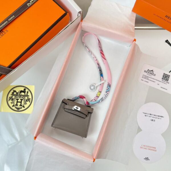 replica,repliche,fake,1:1,earrings,bracelet,ring,jewelry Borsa HERMES mini Kelly (grigio peltro) ciondolo kelly twilly