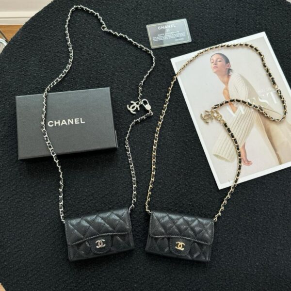 replica,repliche,fake,1:1,earrings,bracelet,ring,jewelry Nuova mini borsa a tracolla Chanel Ball in pelle caviale