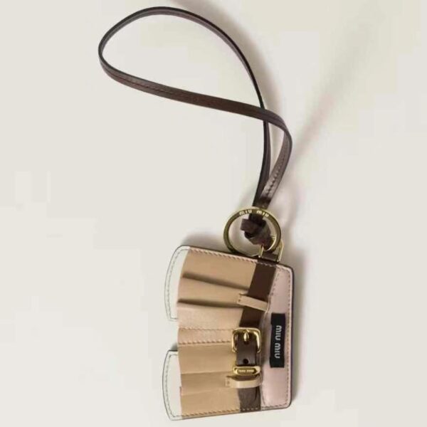 replica,repliche,fake,1:1,earrings,bracelet,ring,jewelry Ciondolo cordino gonna in pelle MIUMIU