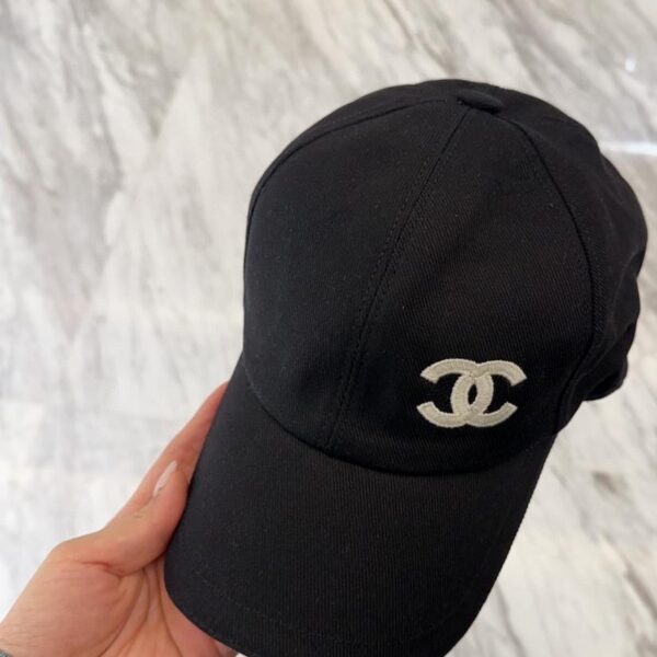 replica,repliche,fake,1:1,earrings,bracelet,ring,jewelry CHANEL nuovo berretto da baseball