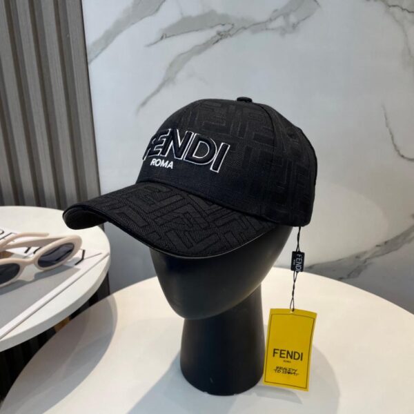 replica,repliche,fake,1:1,earrings,bracelet,ring,jewelry Cappellino da baseball FENDI serie presbiopia, classico oggetto FF di seconda mano