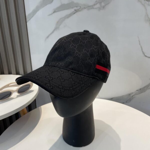 replica,repliche,fake,1:1,earrings,bracelet,ring,jewelry Cappellino da baseball originale classico Gucci, versatile per uomo e donna in tutte le stagioni