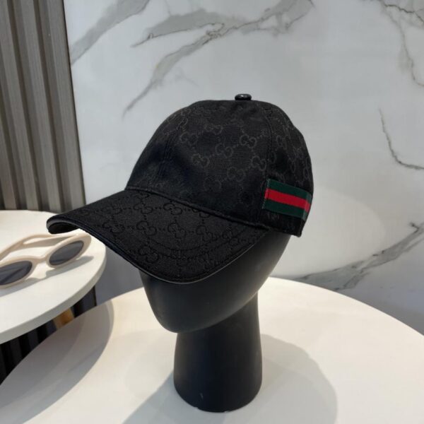 replica,repliche,fake,1:1,earrings,bracelet,ring,jewelry Cappellino da baseball originale classico Gucci, versatile per uomo e donna in tutte le stagioni