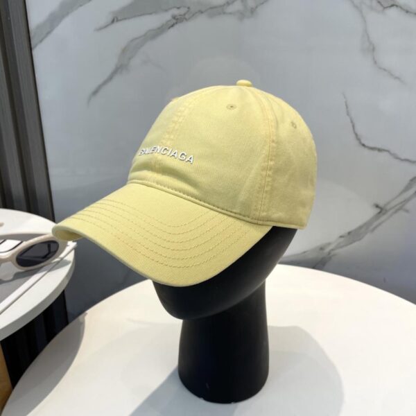 replica,repliche,fake,1:1,earrings,bracelet,ring,jewelry BALENCIAGA Cappello da baseball Balenciaga logo doppia lettera B