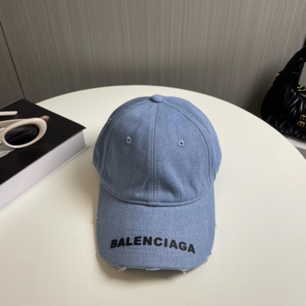 replica,repliche,fake,1:1,earrings,bracelet,ring,jewelry Nuovo berretto da baseball in denim invecchiato lavato di Balenciaga