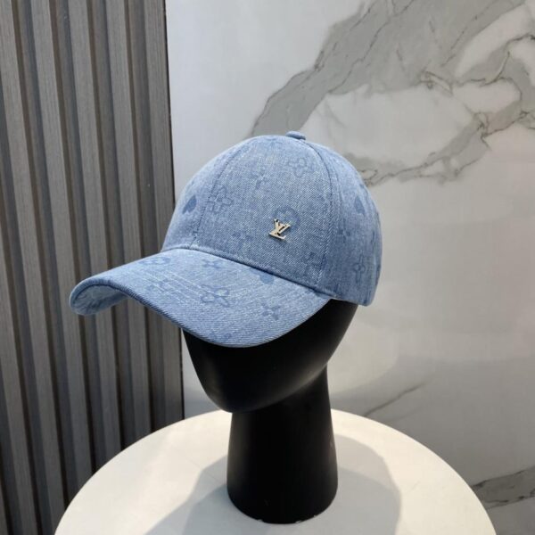 replica,repliche,fake,1:1,earrings,bracelet,ring,jewelry Nuovo berretto da baseball di mucca di Louis Vuitton