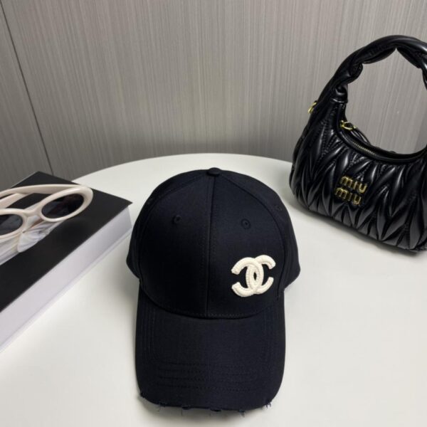 replica,repliche,fake,1:1,earrings,bracelet,ring,jewelry CHANEL nuovo berretto da baseball con logo semplice ricamato