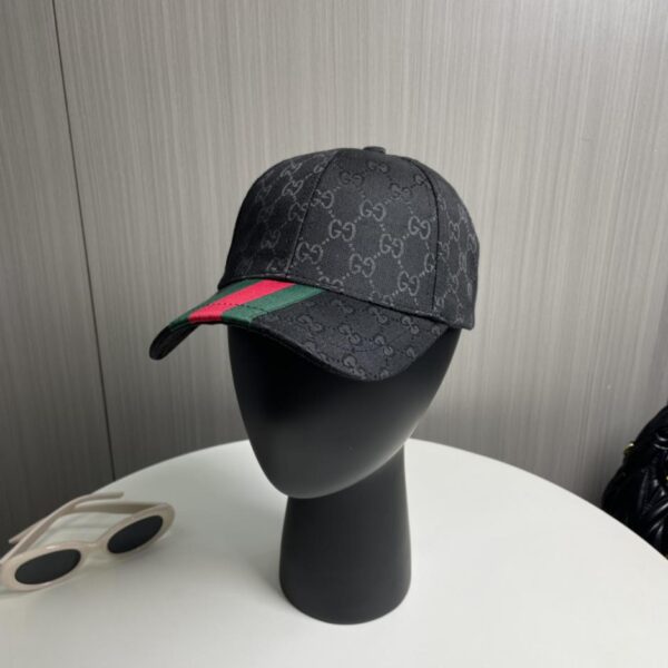 replica,repliche,fake,1:1,earrings,bracelet,ring,jewelry Il sito ufficiale GUCCI sincronizza la versione coreana del nuovo cappellino da baseball unisex di qualità originale casual classico britannico
