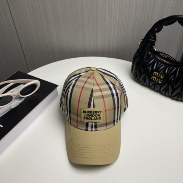 replica,repliche,fake,1:1,earrings,bracelet,ring,jewelry Cappello da baseball originale Burberry per uomo e donna