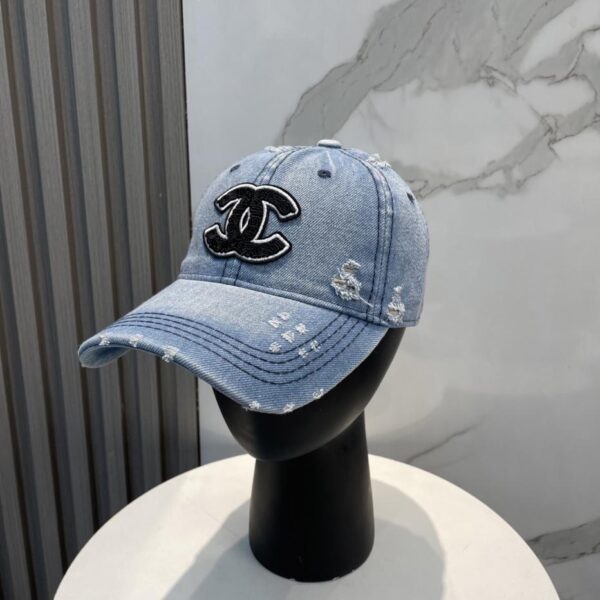 replica,repliche,fake,1:1,earrings,bracelet,ring,jewelry Cappello da baseball in denim lavato nuovo di Chanel